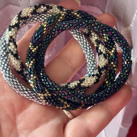 Aid Through Trade Flamingo Set Three Bracelets NWT + 4 Just Added Silver/Black - Picture 7 of 9